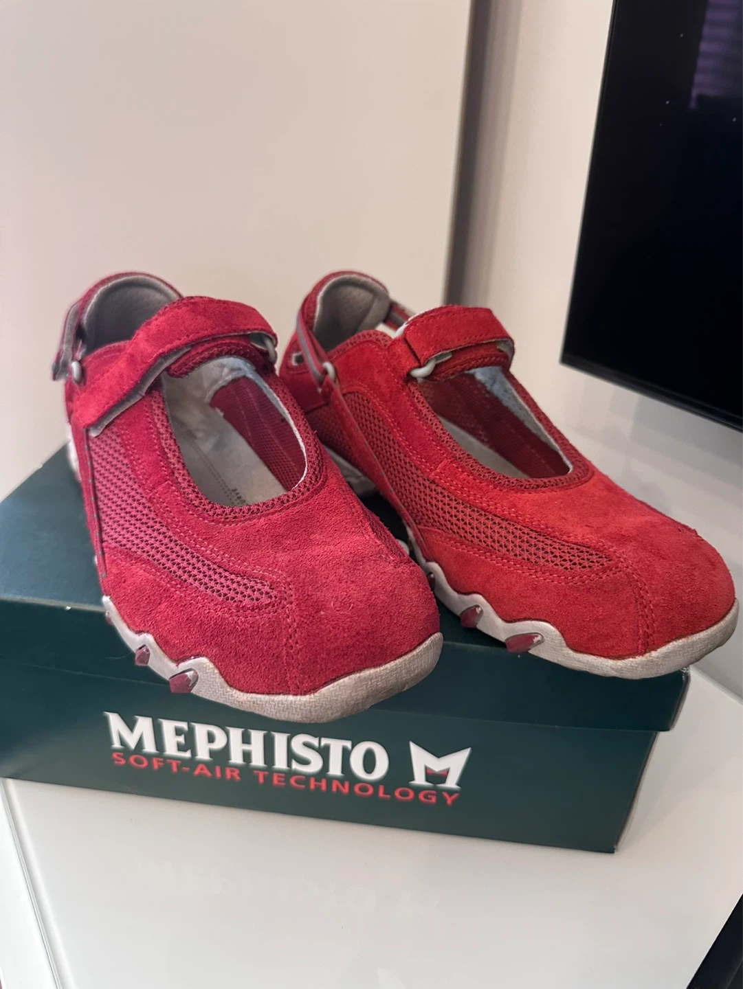 Mephisto Red Allrounder size 11 women’s shoes