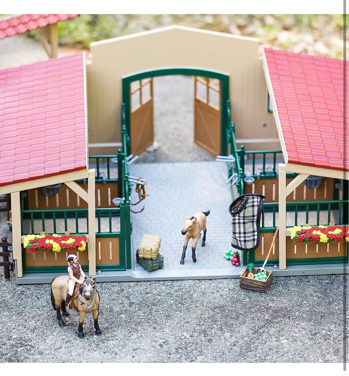 Schleich Farm World Horse Stable Playset - photo 5