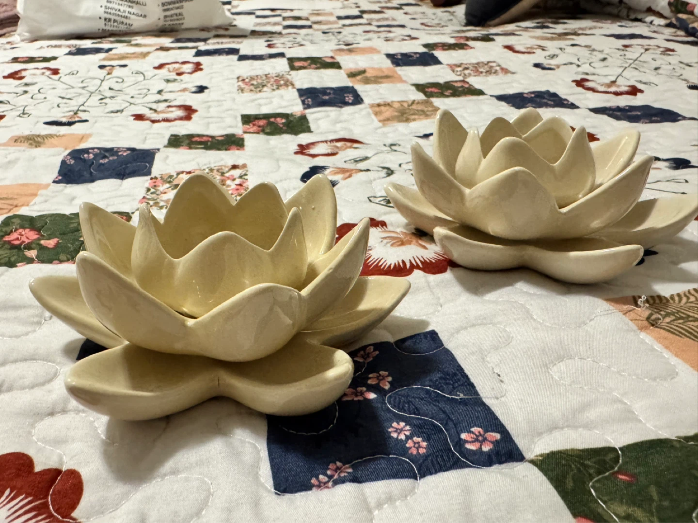Set of 2 Cream Lotus Flower Candle Holders
