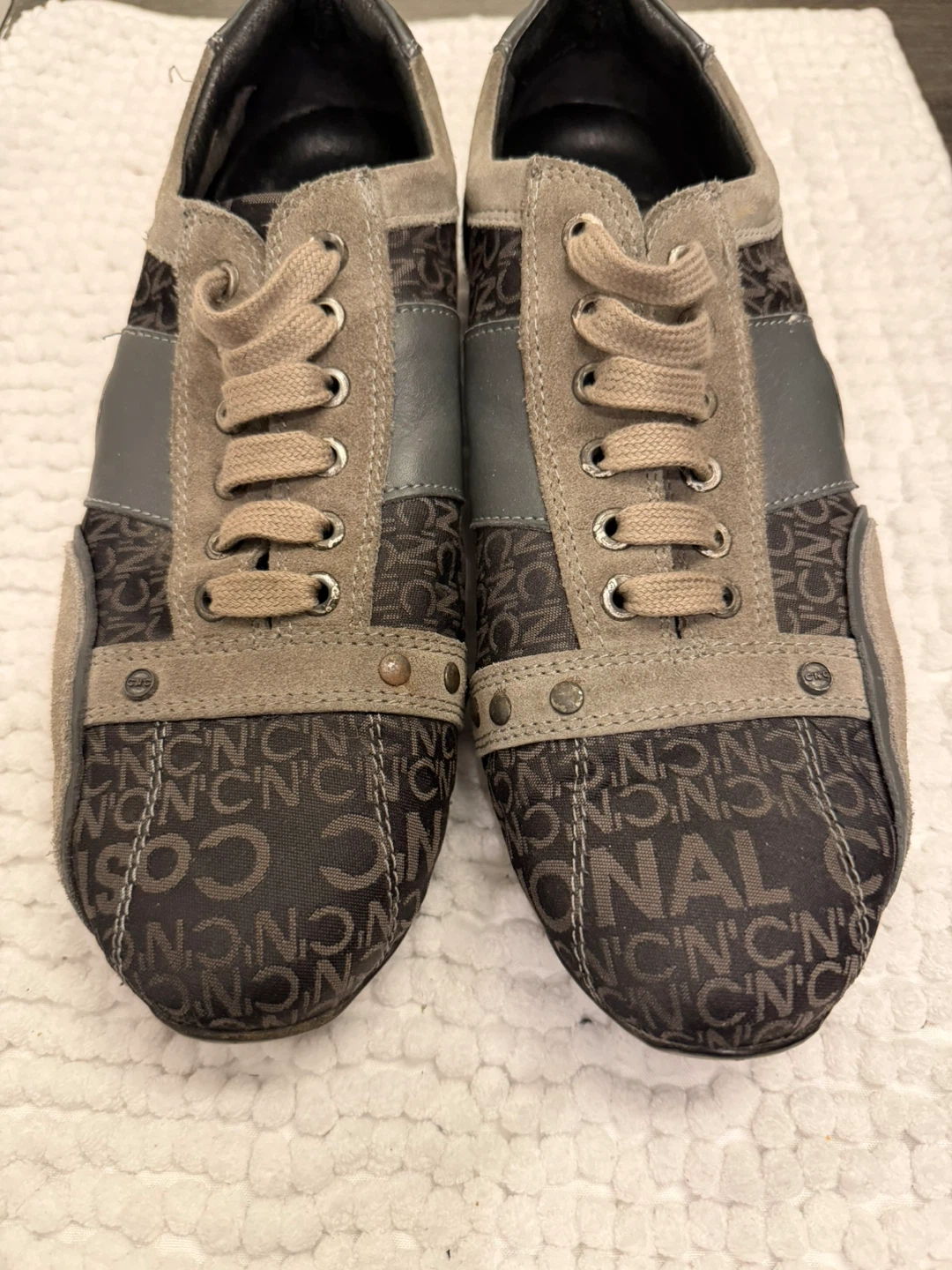 Men’s shoes