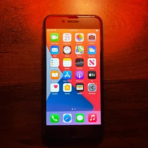 Apple iPhone 7 - 128GB - Black