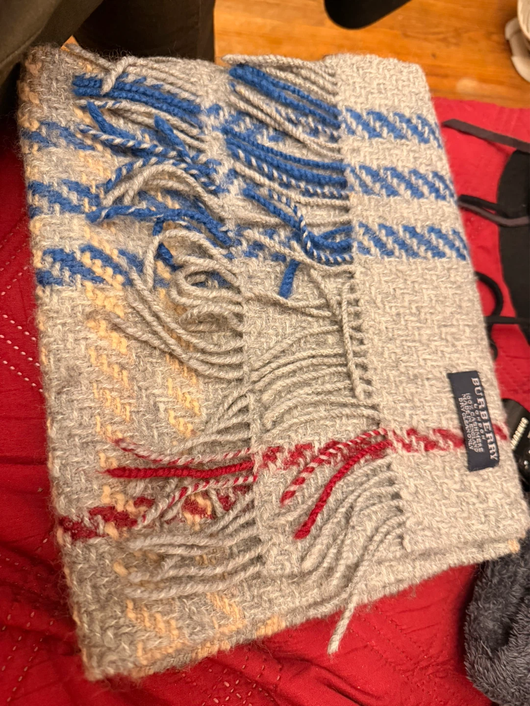Burberry 100% Cashmere Scarf