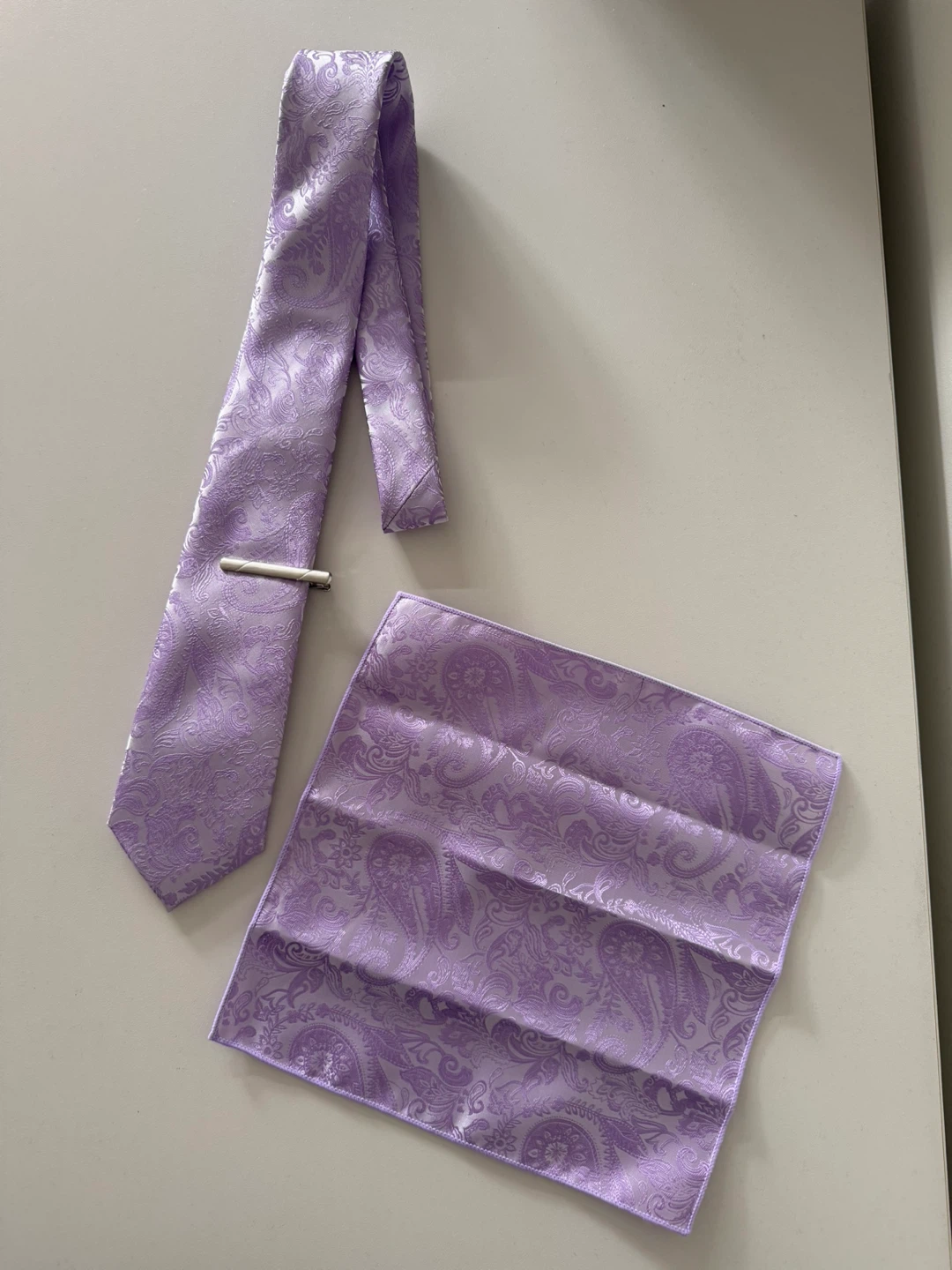 Lavender Paisley Silk Tie and Pocket Square Set with Tie Clip - photo 4