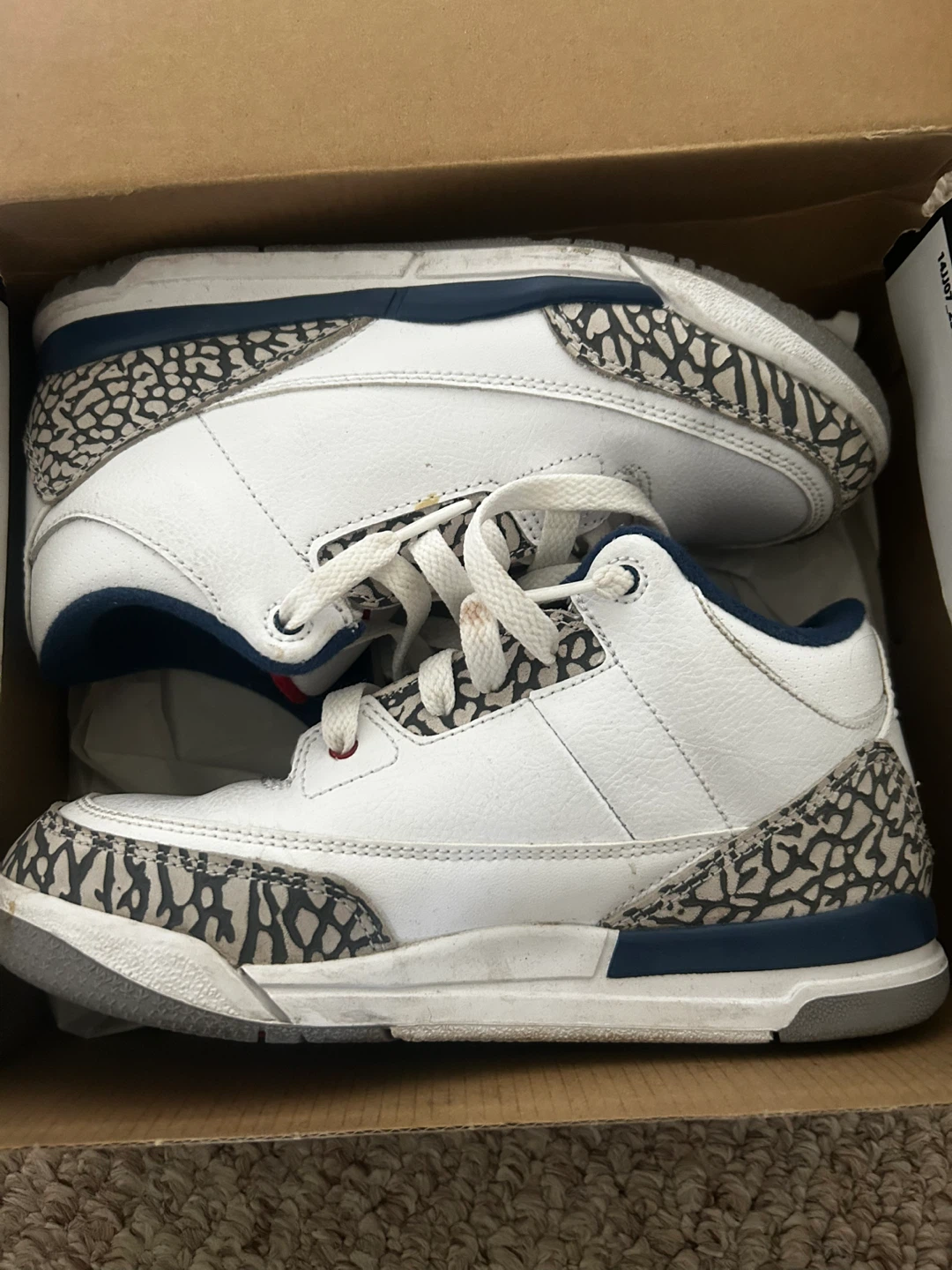 Jordan 3 Retro BP Youth Size 2.5 White/Fire Red-True Blue