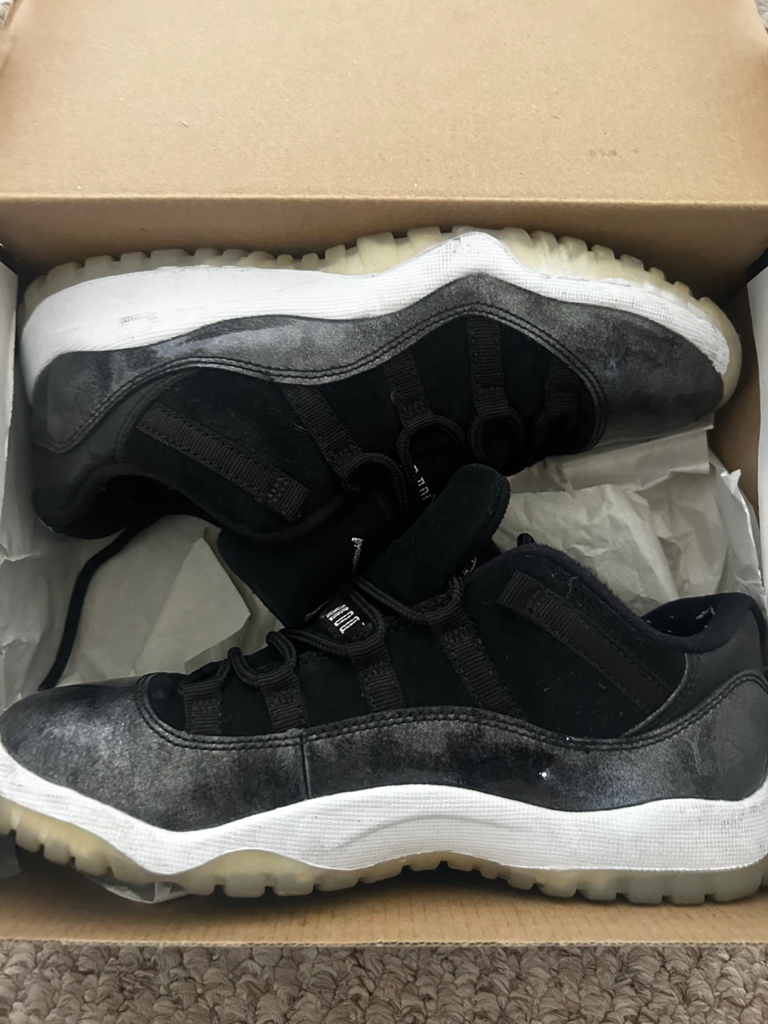 Jordan 11 Retro Low Black/White  Kids Shoes Size 3Y