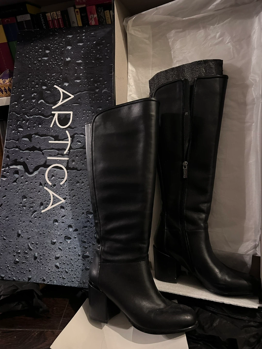 Black Knee-High Boots Size 5.5 Only Worn Once!