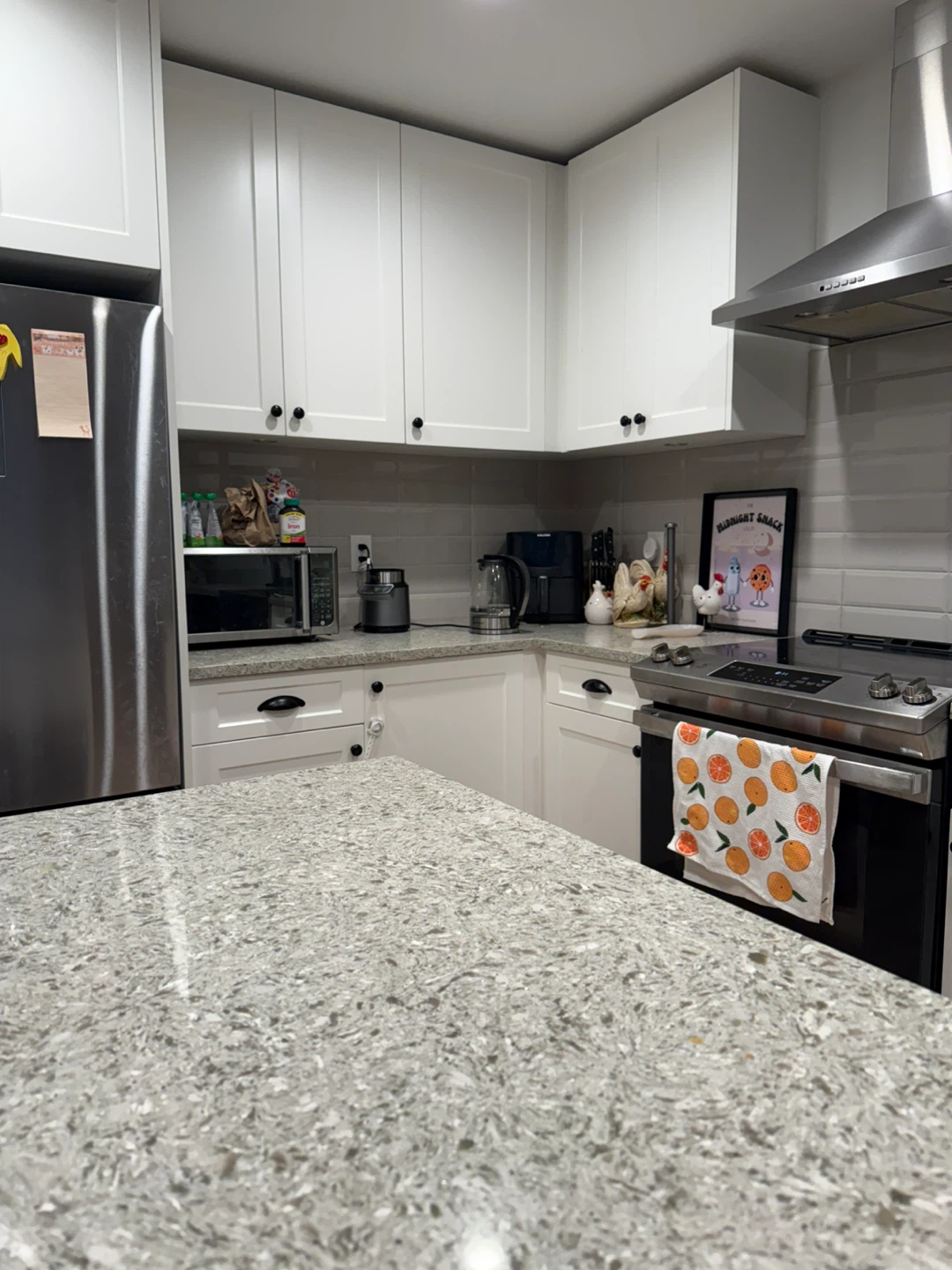 Room for rent in Langley all included $1200 - photo 2