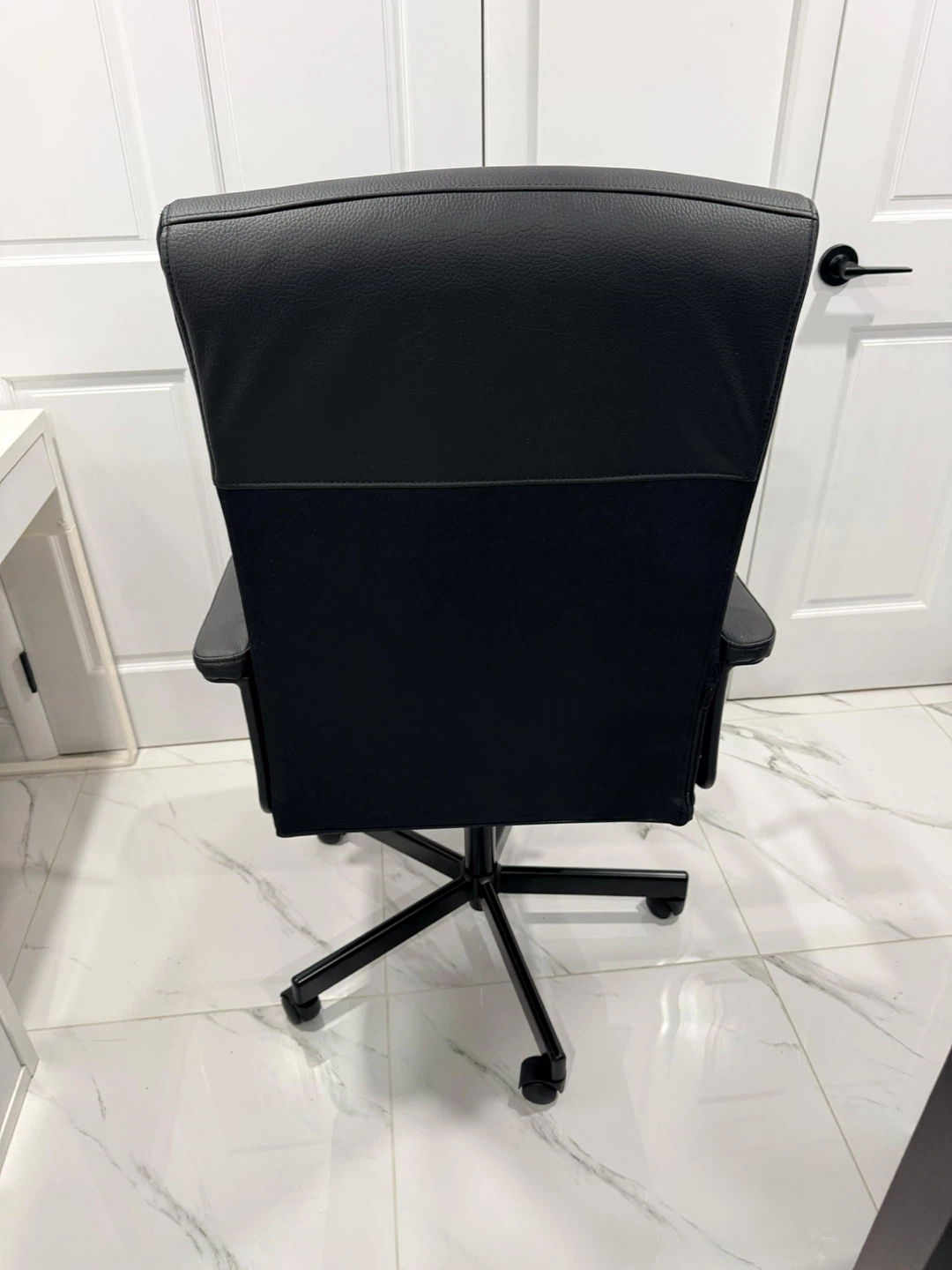 Black Faux Leather Office Chair - photo 3