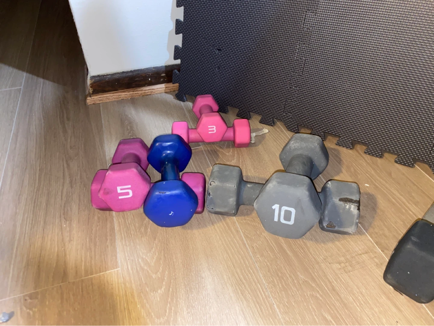 Set of Dumbbells (3 lbs - 15 lbs) - photo 3