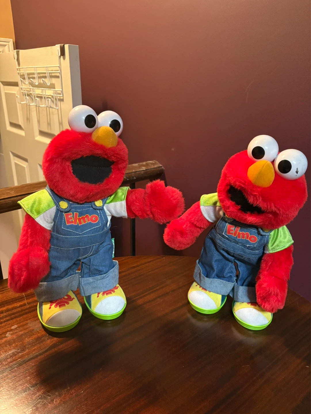 Vintage Sesame Street Tickle Me Elmo Toy