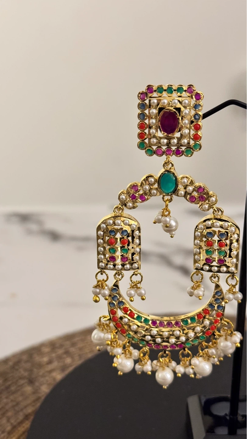 Jadau long earrings - photo 3