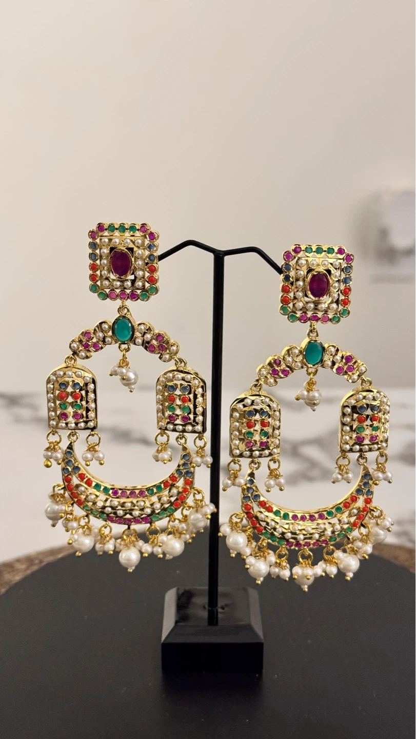 Jadau long earrings - photo 2