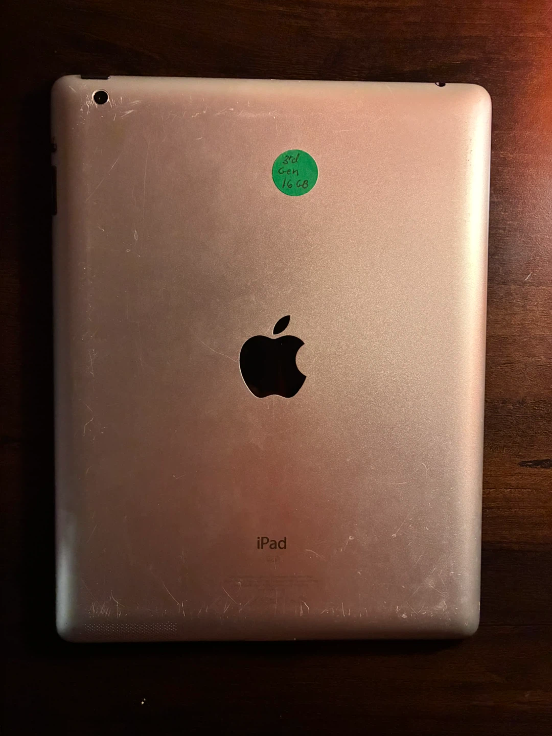Apple iPad 3rd Gen 16GB - photo 2