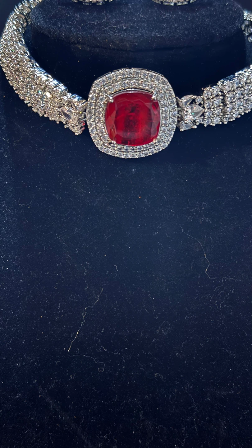 Red doublet silver choker set - photo 3