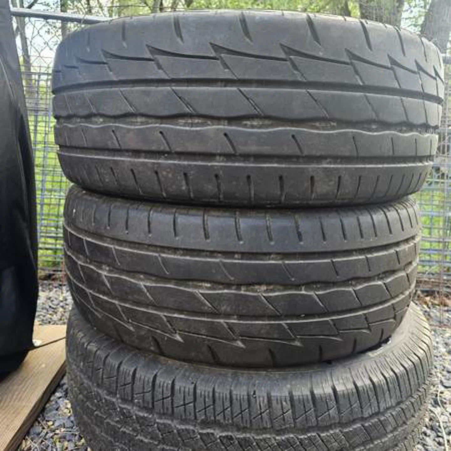 245 40 18 two tires Firestone Indy firehawk