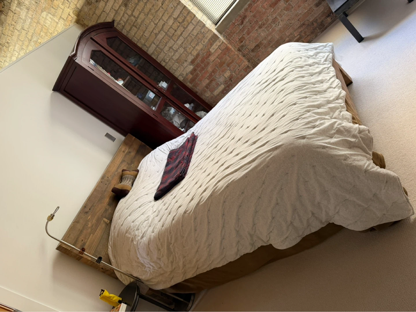 Bed frame & Mattress - Full size - excellent condition