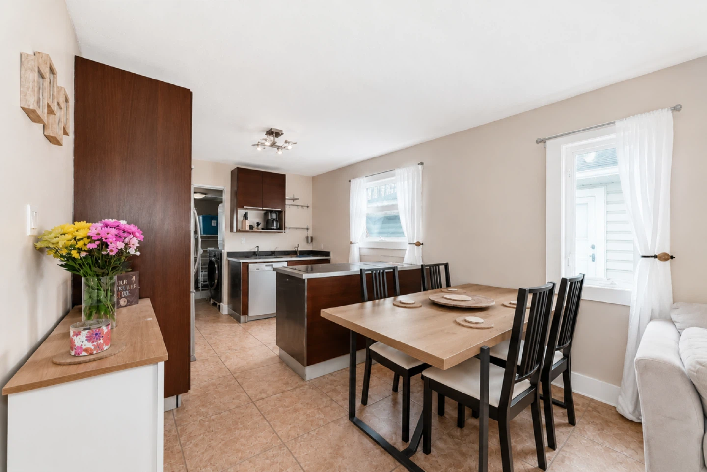 Killarney House for Rent – Available June 1st