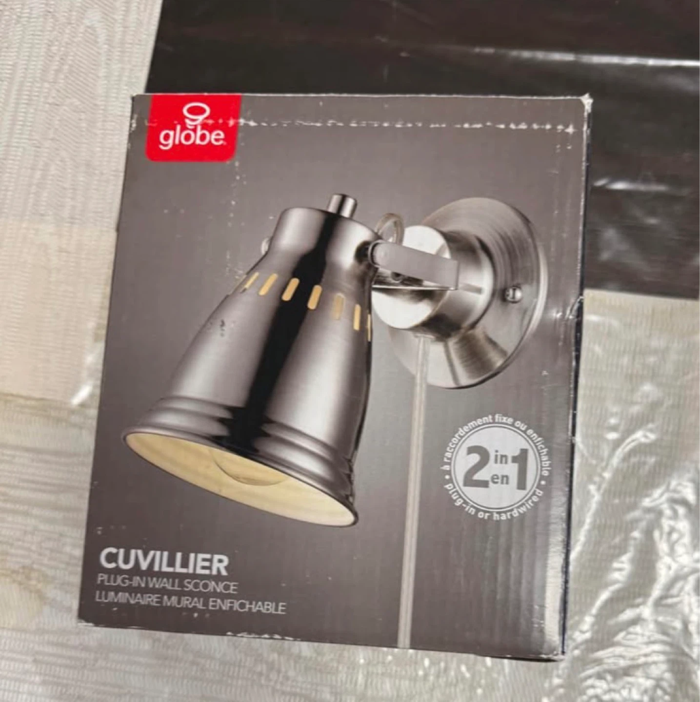 Globe CUVILLIER Plug-In Wall Sconce