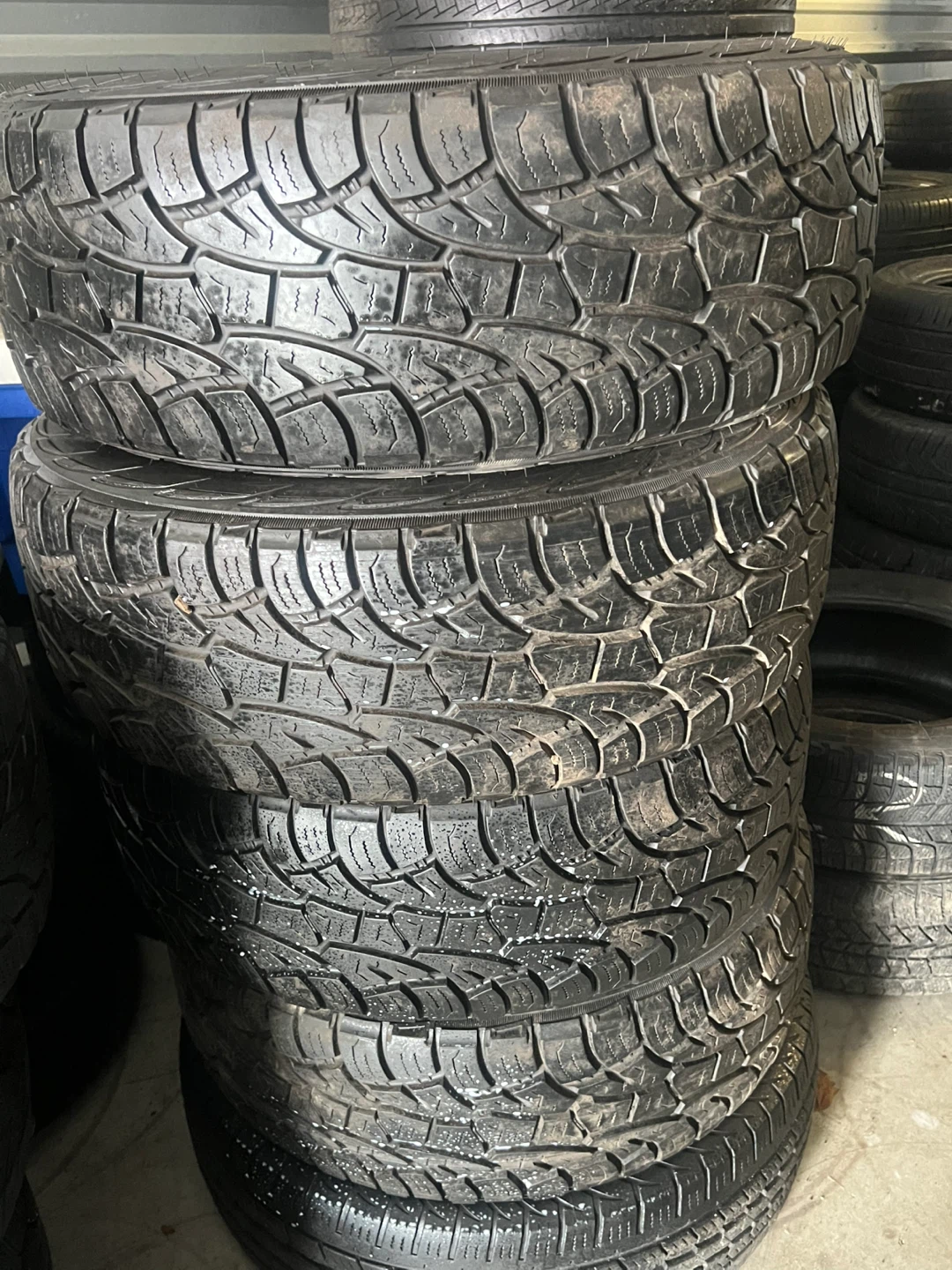 265 75 16 fullset tires