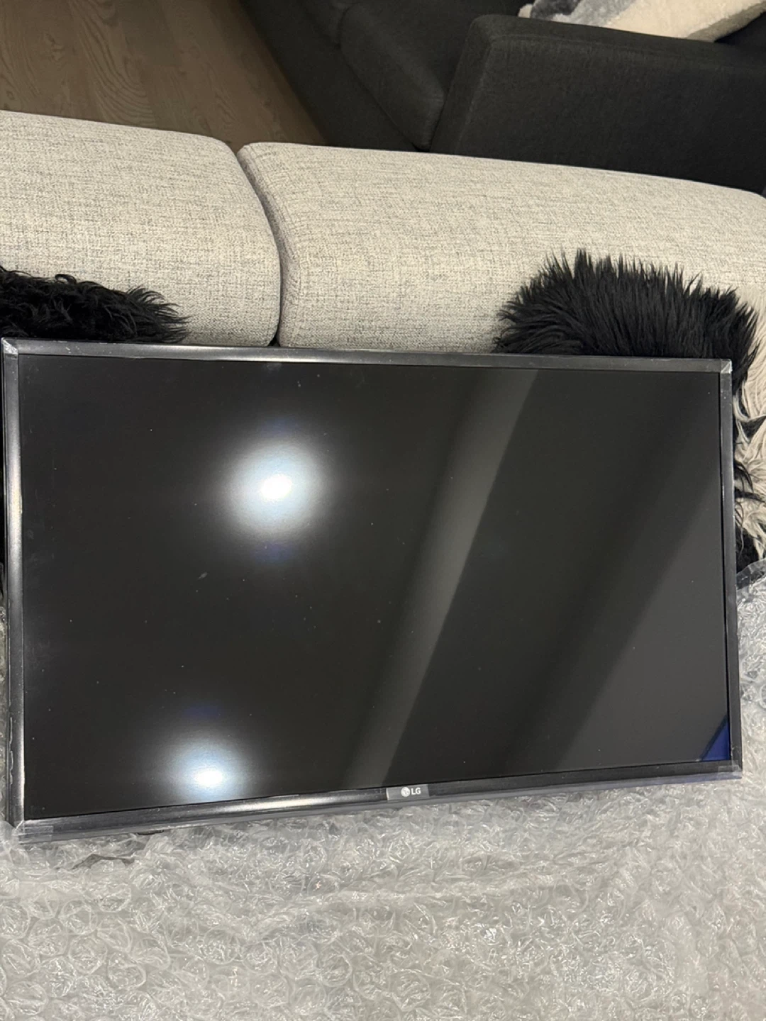 LG Television - photo 5
