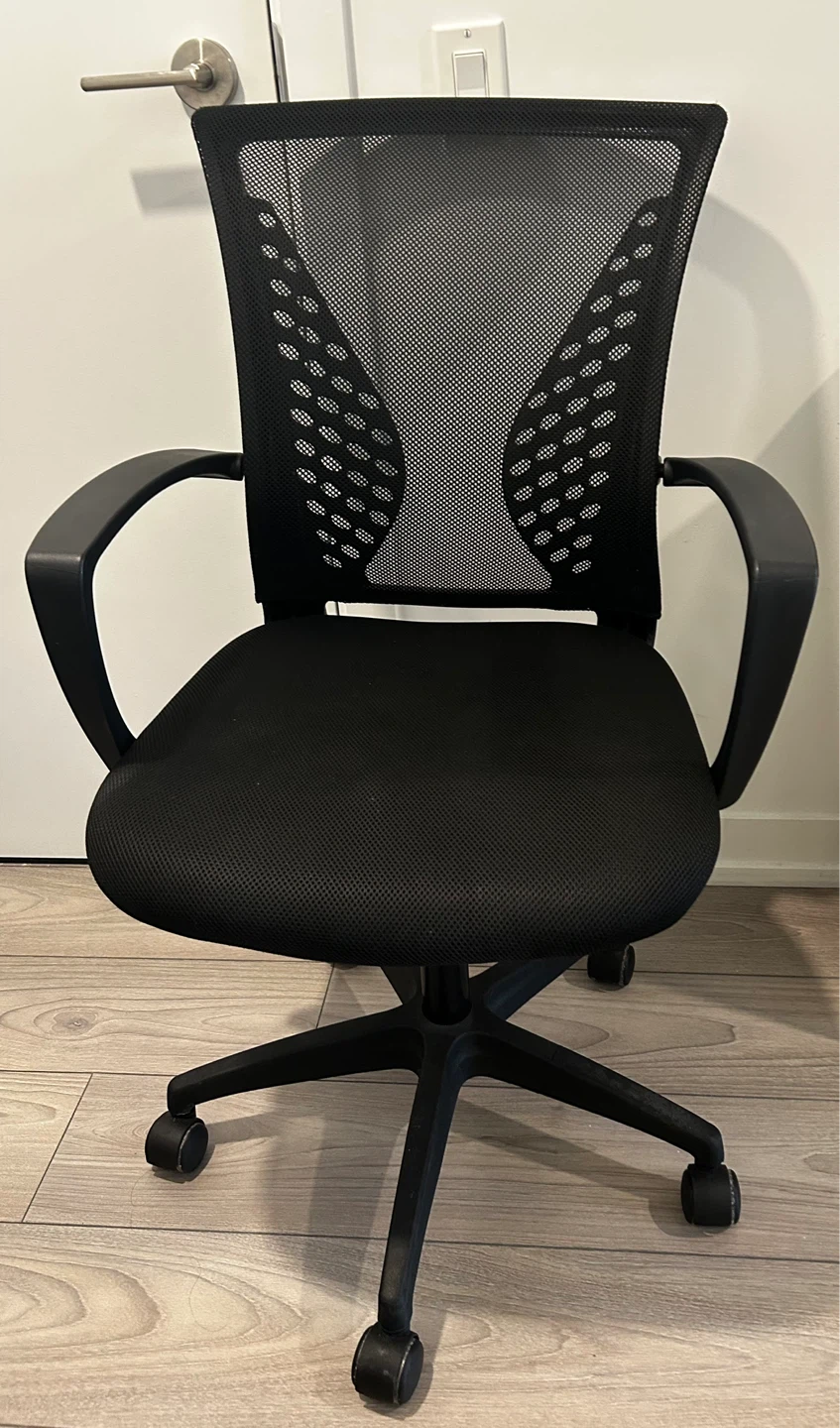 Black Mesh Office Chair with Adjustable Height - photo 3