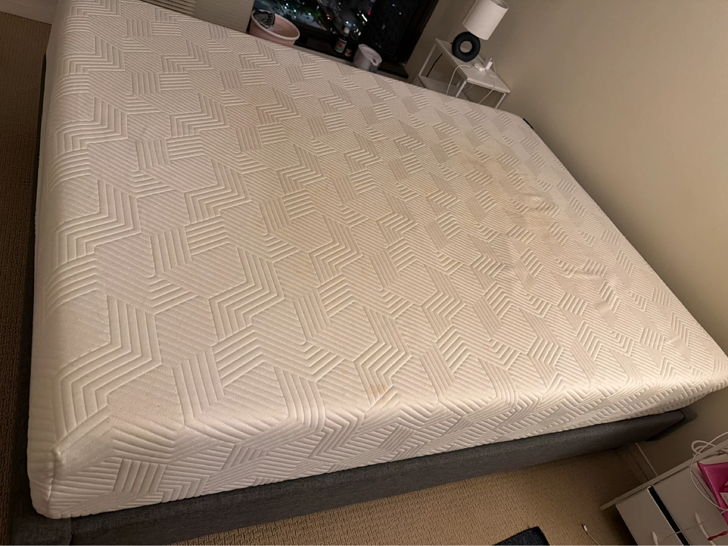 Queen Size Bed Frame with Mattress - photo 3