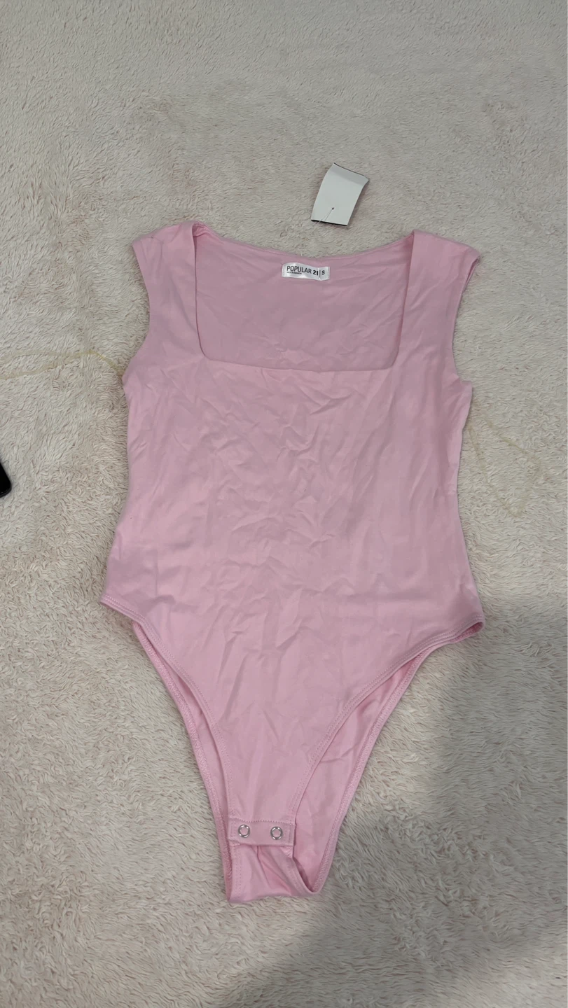 Popular 21 pink square neck sleeveless bodysuit
