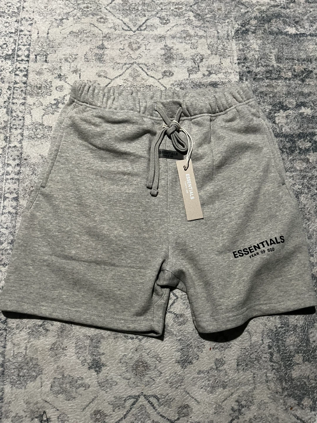 Essentials Fear of God Sweat Shorts - Grey