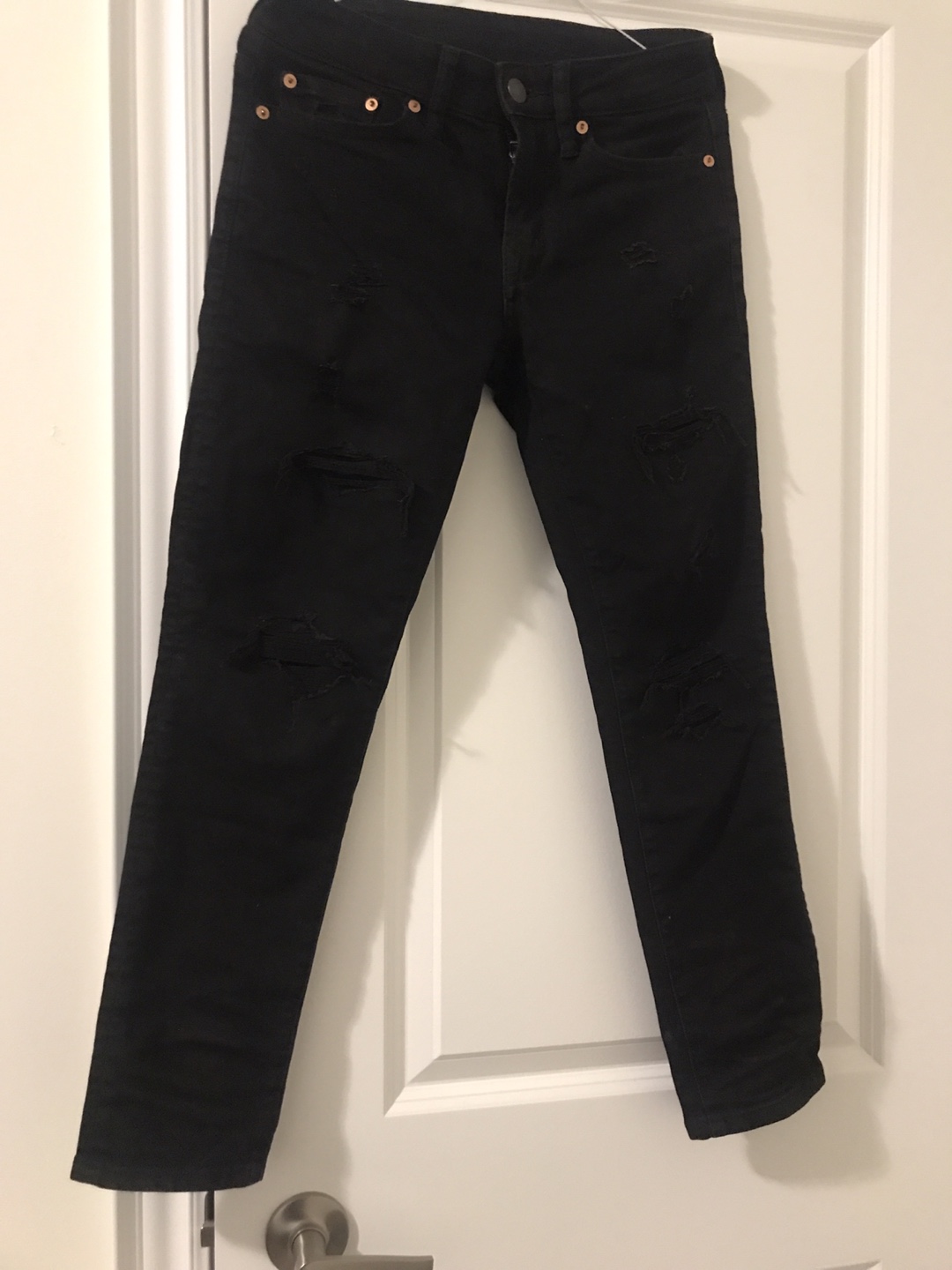 American Eagle Black Ripped Jeans - photo 2