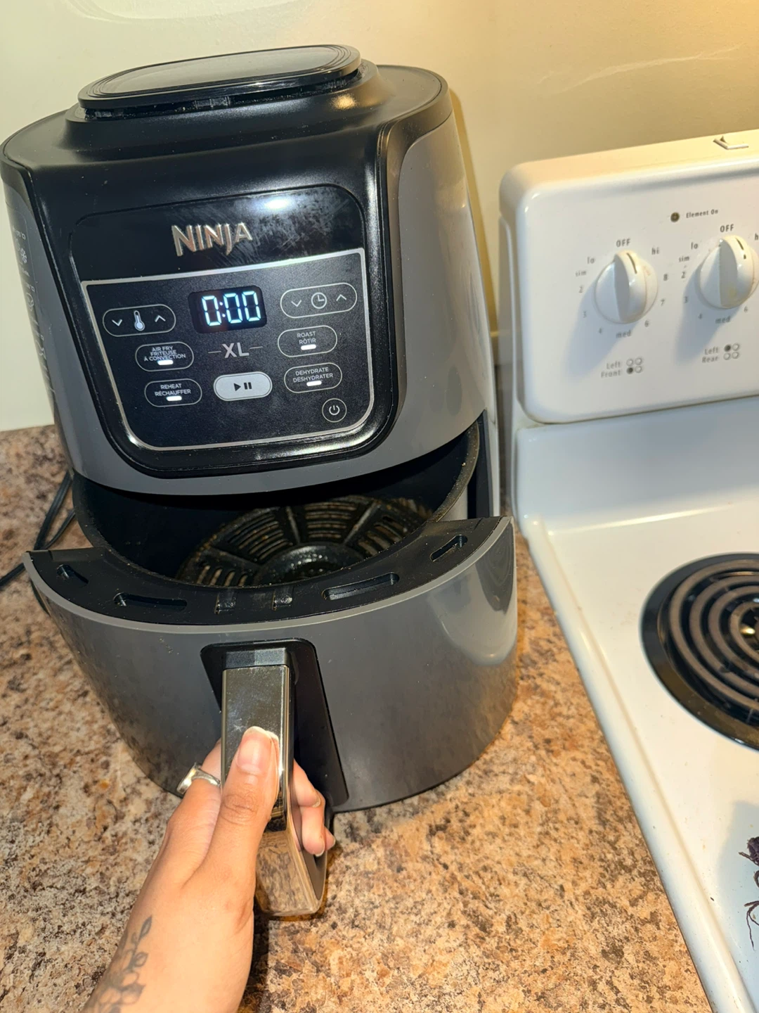 Ninja XL Air Fryer - photo 2