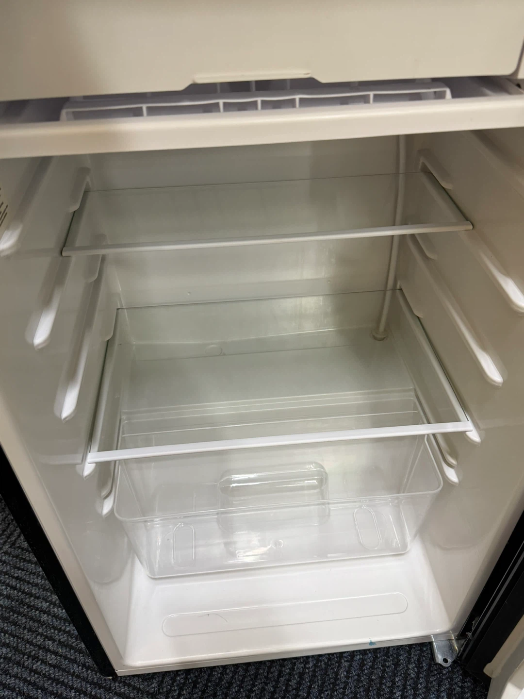 Upstreman Compact Mini Refrigerator - photo 4