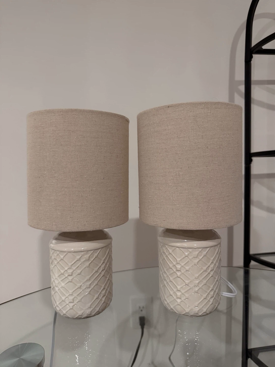 Set of 2 Beige Ceramic Table Lamps - photo 2