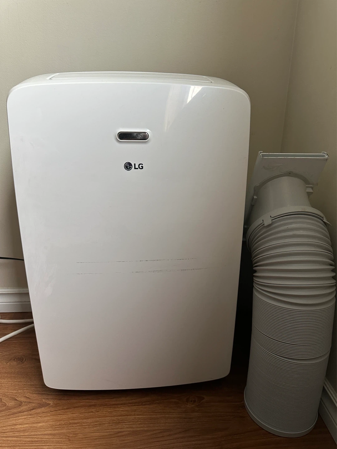 LG Portable Air Conditioner with Exhaust Hose