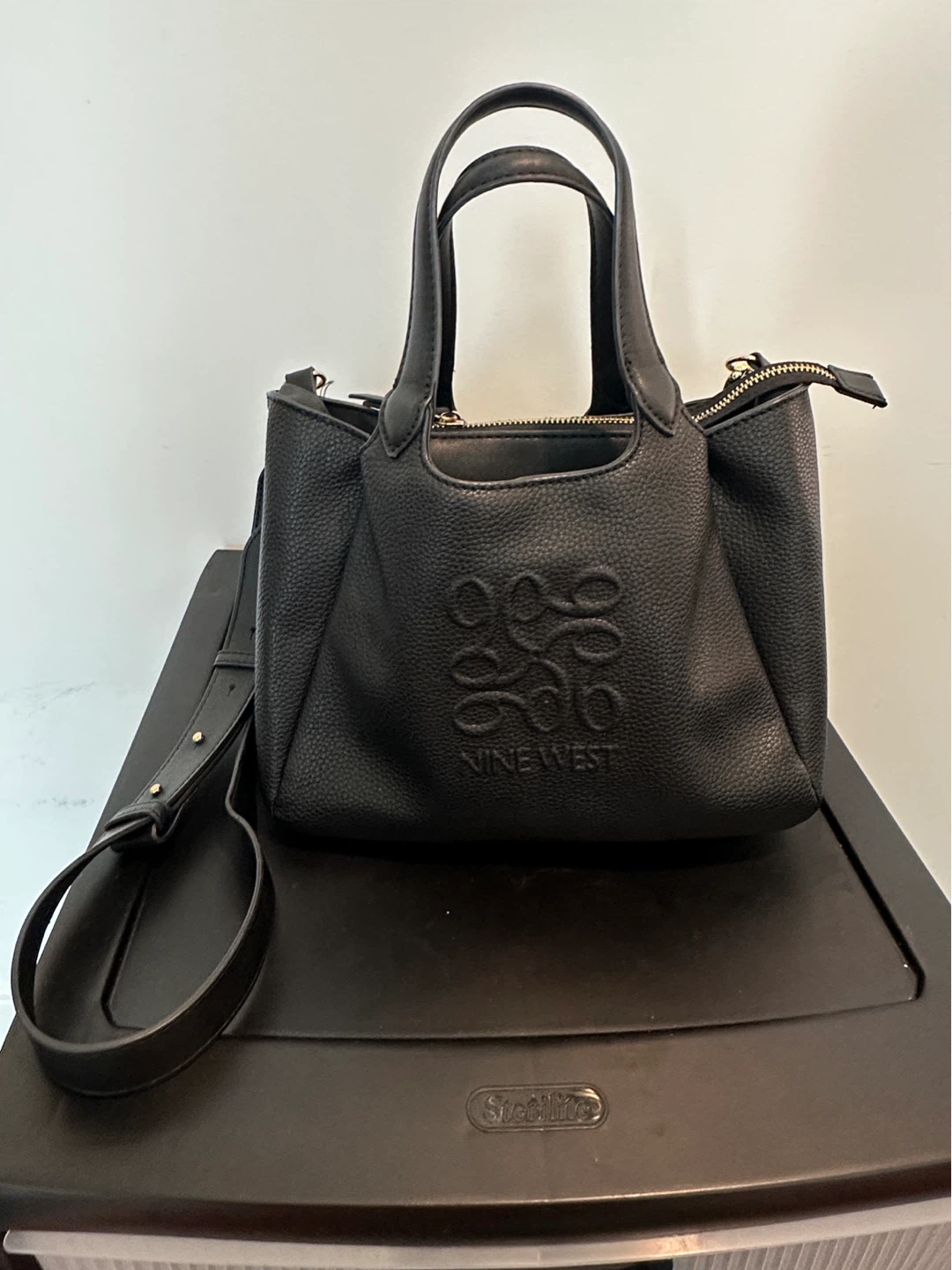 Nine West Black Leather Satchel Handbag with Shoulder Strap - photo 3