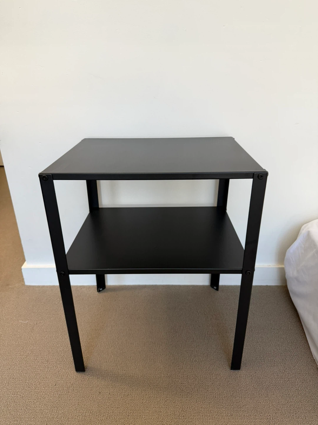 IKEA KNARREVIK Nightstand, Sidetable