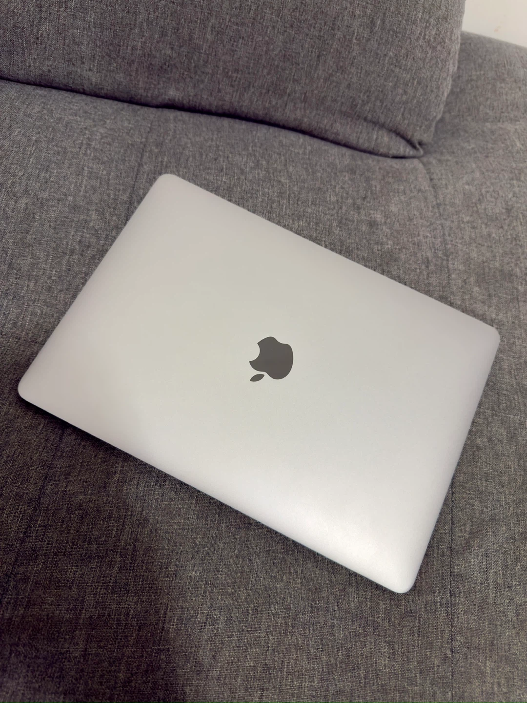 2019 MacBook Pro Touchbar 16GB/256gb - photo 4