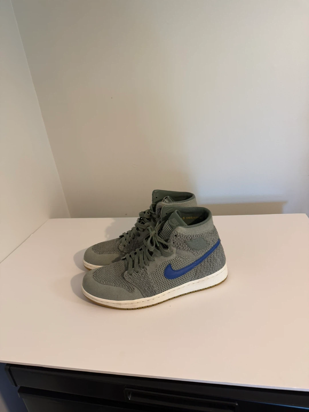 Jordan 1 Flyknit Men's Shoes Size 9.5