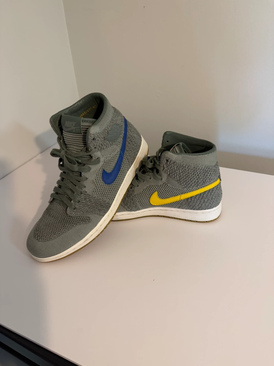Jordan 1 Flyknit Men's Shoes Size 9.5 - photo 3