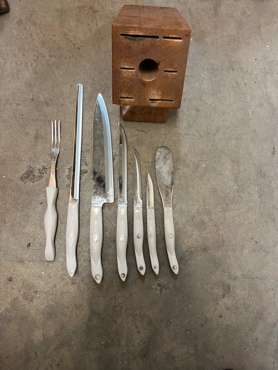 White Handle Kitchen Knife Set with Block - photo 2