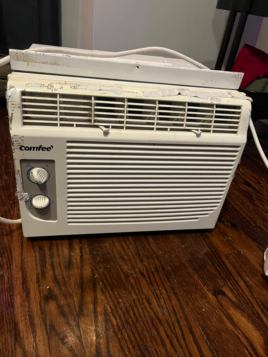 Comfee Window Air Conditioner MW0UX-05CMR-BSQ2