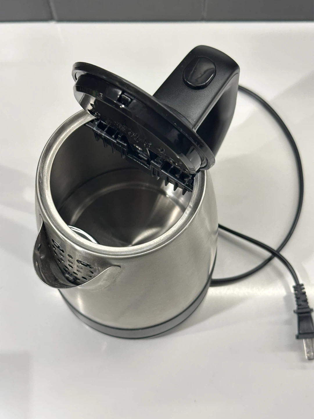 Hamilton Beach Stainless Steel Electric Kettle 1.0L - photo 3