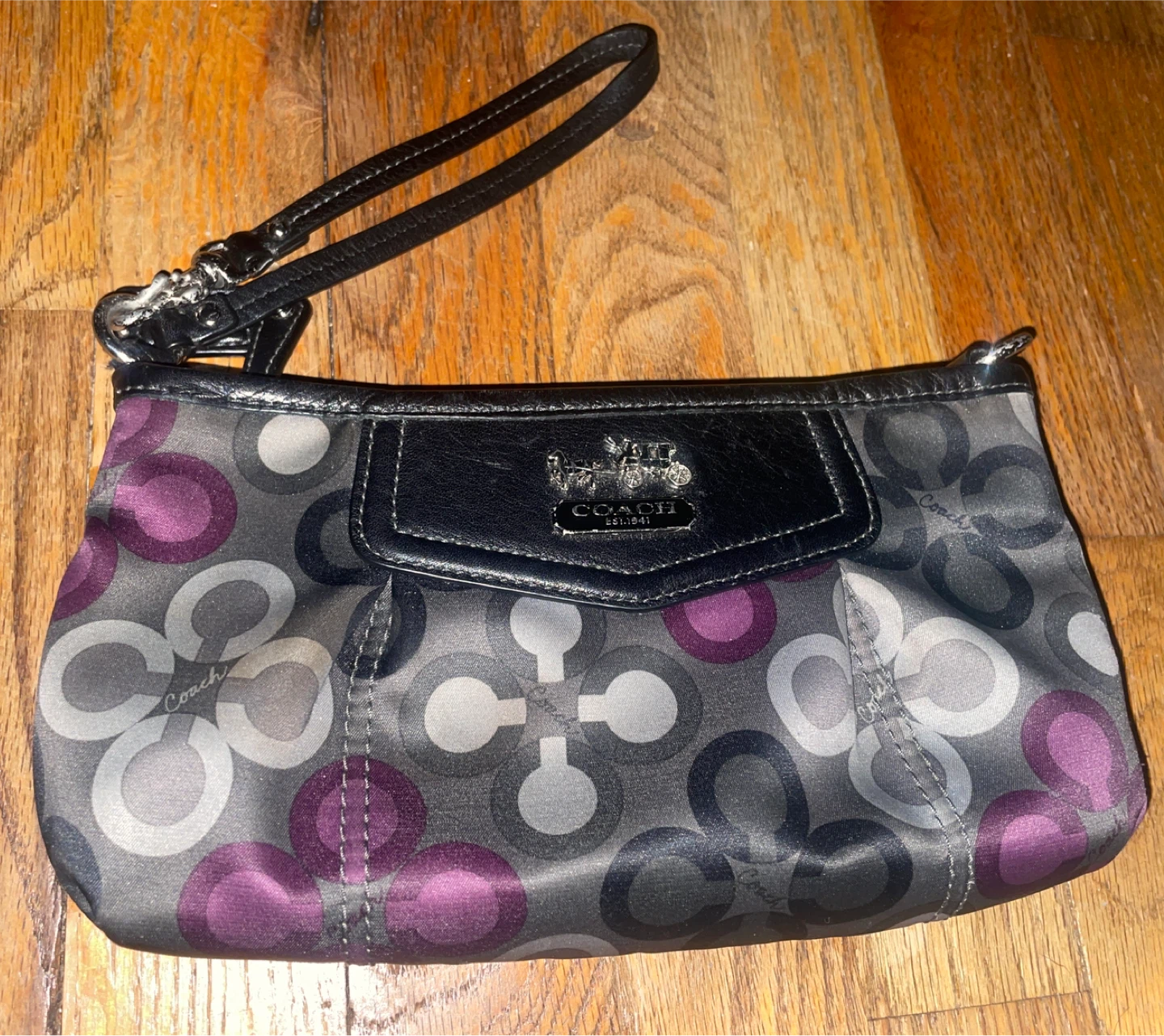 Coach Wristlet - Signature C Pattern