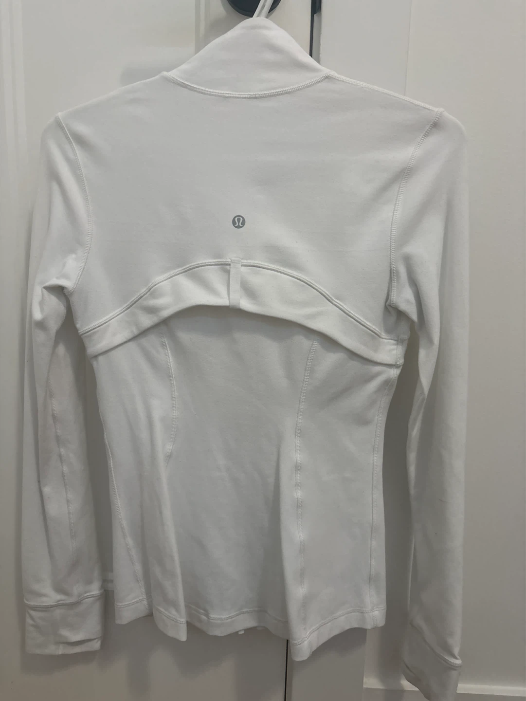 Lululemon define jacket in size 4 White Zip-Up Jacket - photo 2