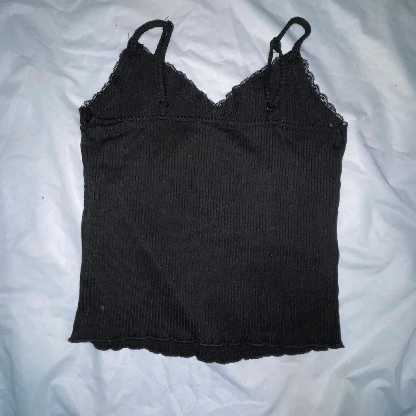 Black ribbed cami top with lace trim - photo 2
