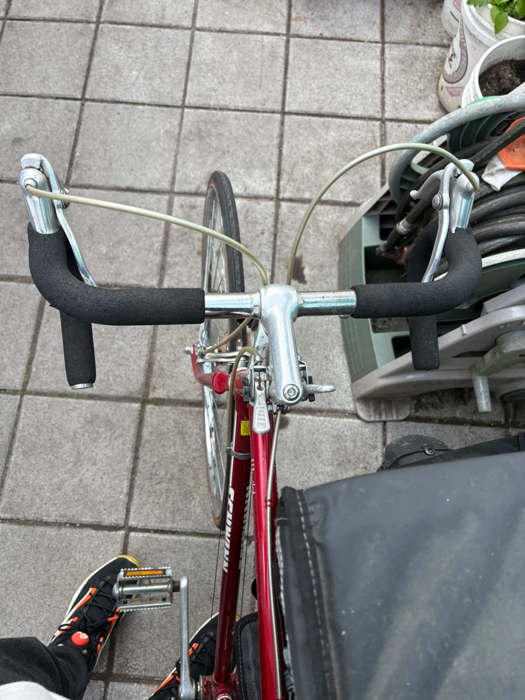Red Schwinn "World" Road Bike - photo 3