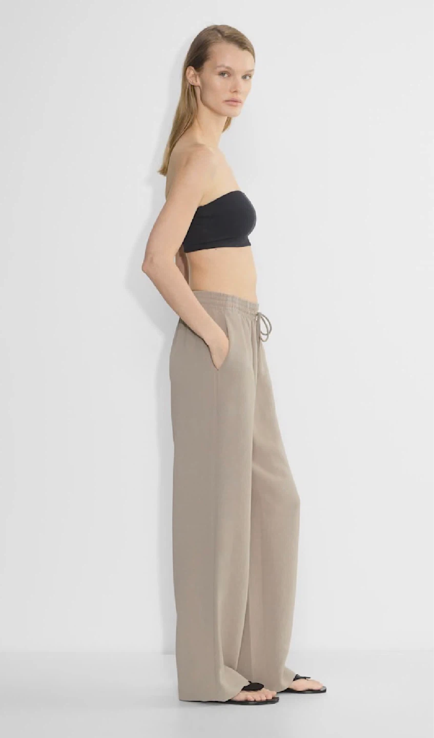 Aritzia Wilfred Lodge Crepette Pants - photo 2