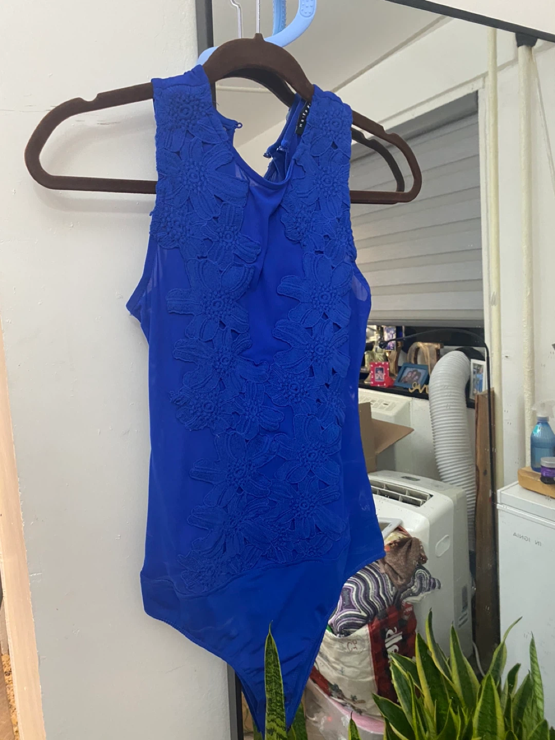 Body blouse size small