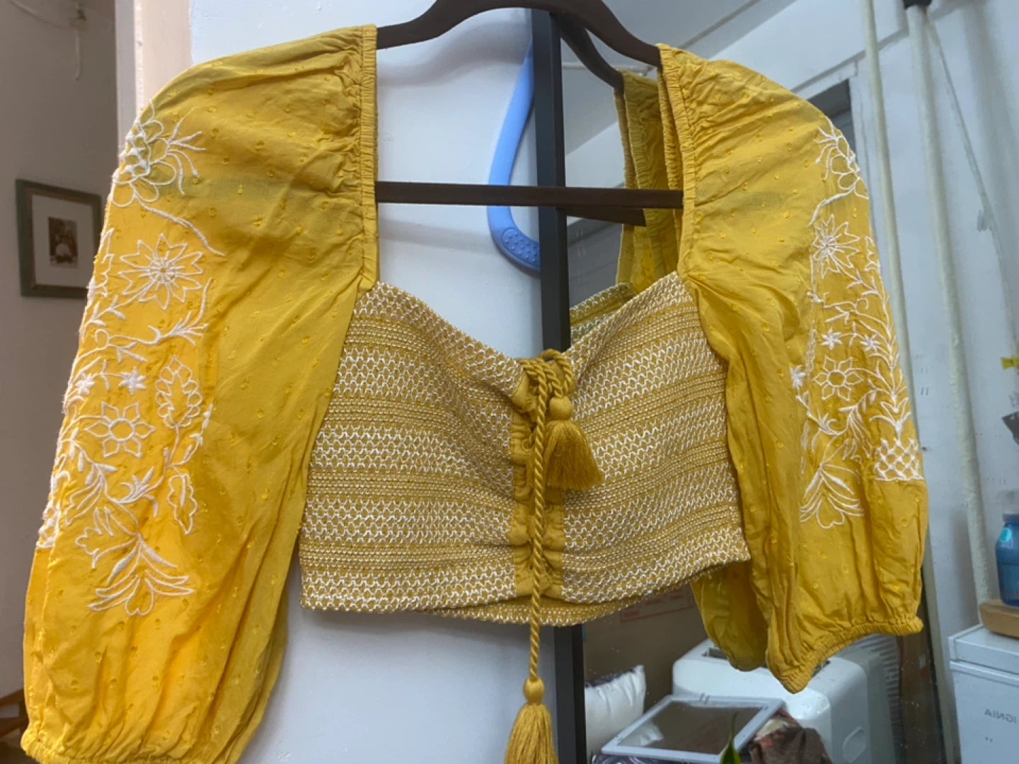 Shoulder and off the shoulder blouse size small