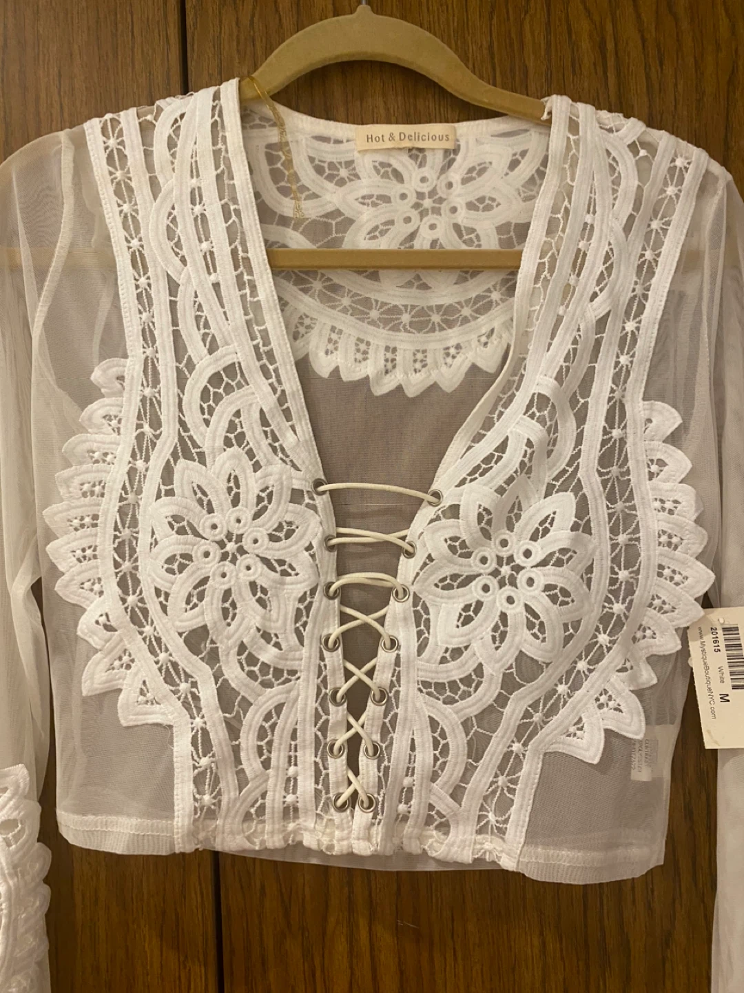 Beautiful Blouse size medium - photo 2