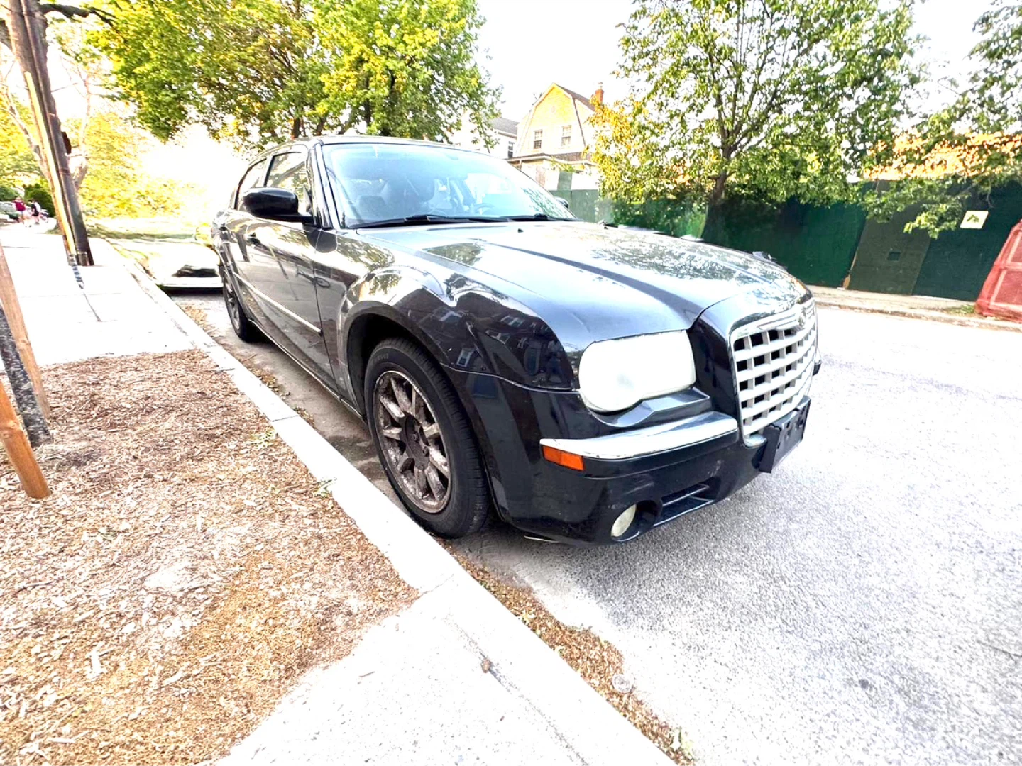 2009 Chrysler 300 Limited - photo 2